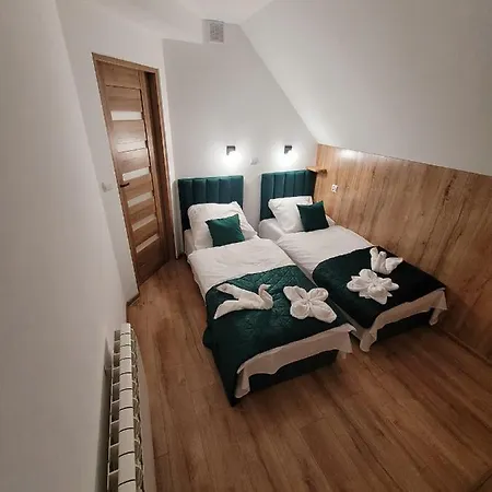 Urocza Kryjowka Ze Spa Lesko Exteriér fotografie