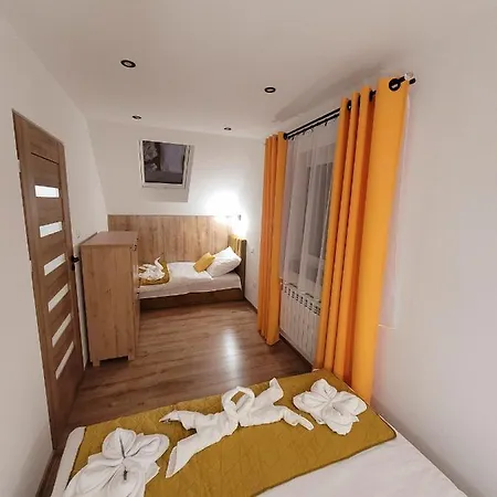 Urocza Kryjowka Ze Spa Lesko Exteriér fotografie
