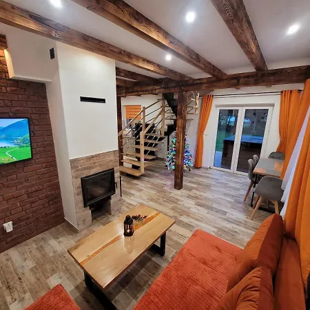 Urocza Kryjowka Ze Spa Lesko Exteriér fotografie